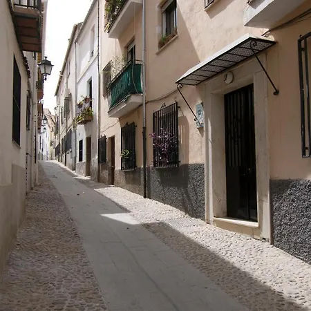 Con Bano Privado En Casa De 3 En El Barrio Mas Historico Homestay