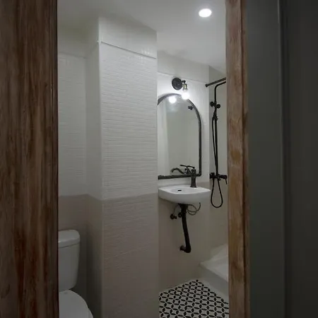 Homestay Con Bano Privado En Casa De 3 En El Barrio Mas Historico Granada